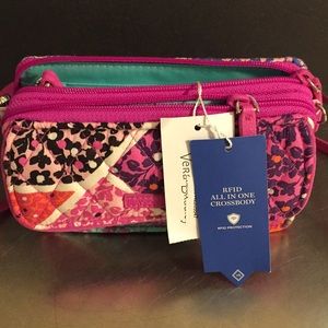 Vera Bradley Crossbody Reid All In One